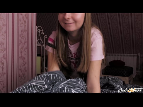 ❤️ Bidh Blondie a’ tarraing a BFF gu domhainn agus a’ faighinn cum na beul ❤️ Porno aig porn gd.wassell.ru ❌️